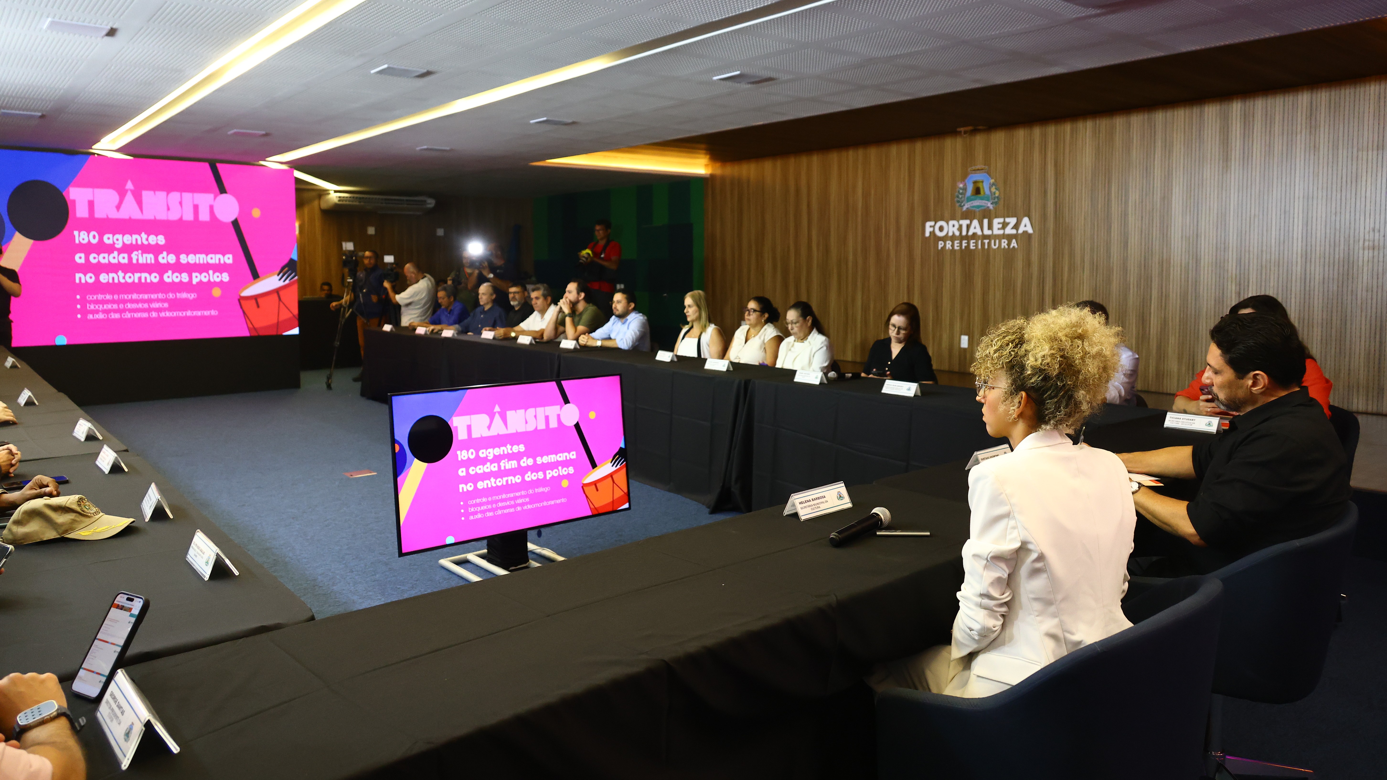 auditório do paço municipal durante a coletiva do plano operacional